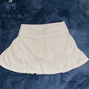 Lululemon pleated skirt with lining